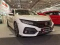 Honda Civic Civic X Hatchback — 24
