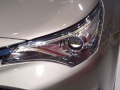 zdjęcie Avensis