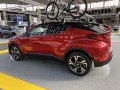 zdjęcie C-HR
