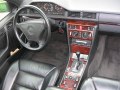 zdjęcie W124