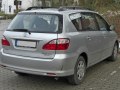 zdjęcie Avensis Verso